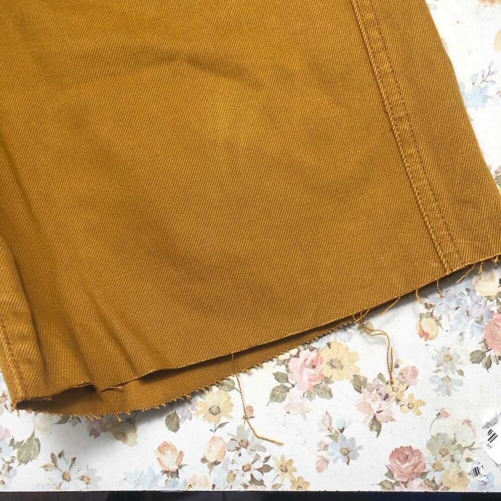 Weekday Mustard Yellow Cut Off Denim Jean Shorts Size 25 - Picture 3 of 7